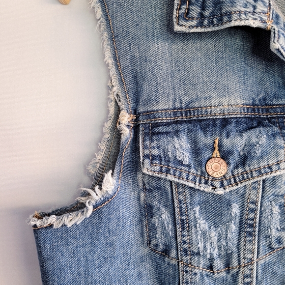 Guess Los Angeles Denim Vest Men's M - Picture 5 of 10